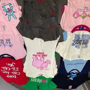 Women’s small / Xs graphic tees ten pairs